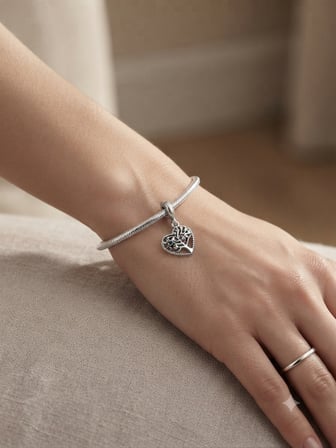 Kadın Kırmızı Kalp Detay Hayat Ağacı Model Gümüş Charm