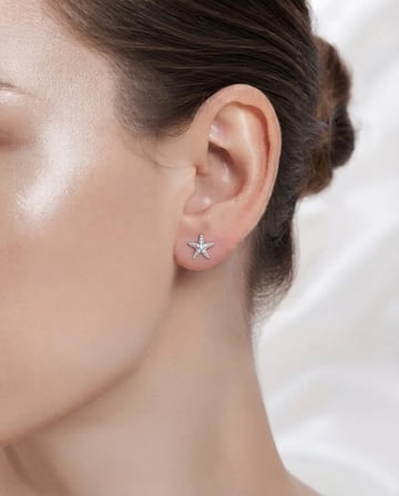 Kadın Taşlı Yıldız Model Gümüş Küpe