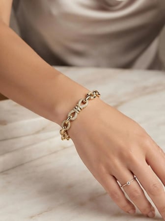 Xuping Kadın Fiyonk Detay Gold Renk Çelik Bileklik