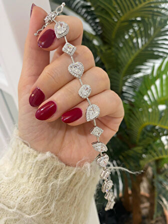 Kadın Gümüş İthal Zirkon Taşlı Tasarım Bileklik