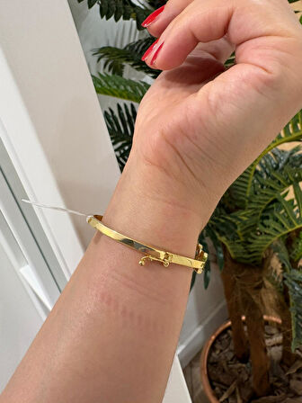 Kadın Gümüş Zirkon Taşlı Tasarım Kelepçe Bileklik