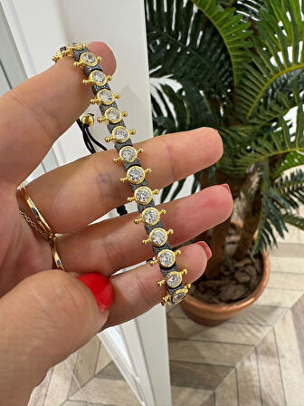 Kadın Gümüş Zirkon Taşlı İpli Bileklik 