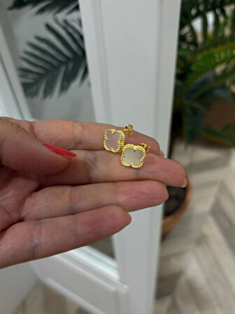 Kadın Gümüş Sedefli Yonca Küpe