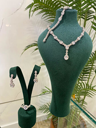 Kadın Gümüş Zirkon Taşlı Düğün Set Takımı