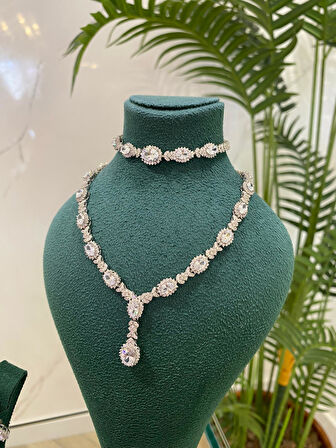 Kadın Gümüş Zirkon Taşlı Düğün Set Takımı