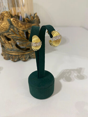 Kadın Gümüş Taşlı Bombeli Küpe