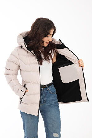 Spor Kadın Kapüşonlu Polarlı Kürklü Su Geçirmez Rüzgara Dayanıklı Şişme Mont Kaban Parka