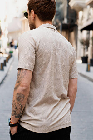 Bej Erkek Jakarlı Desenli Kısa Kollu Relaxed Gömlek