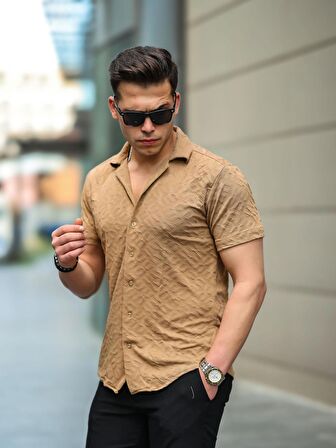 Jakarlı Çubuk Desenli Fit Gömlek - Bej