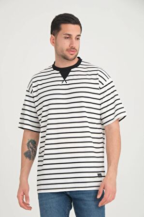 Zarf Yaka Detaylı Çizgili Oversize T-Shirt - Siyah
