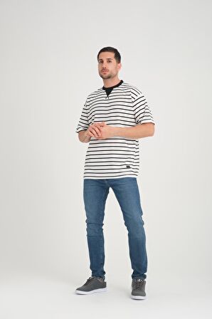 Zarf Yaka Detaylı Çizgili Oversize T-Shirt - Siyah