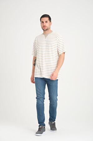 Zarf Yaka Detaylı Çizgili Oversize T-Shirt - Kum Beji