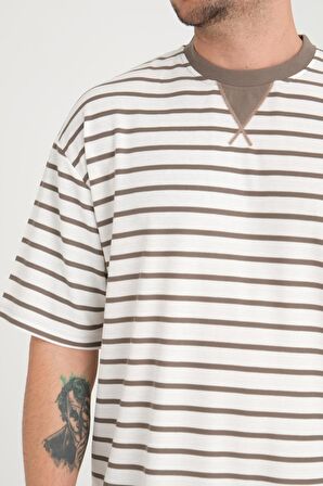 Zarf Yaka Detaylı Çizgili Oversize T-Shirt - Vizon