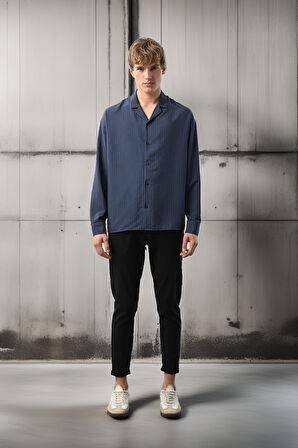 Viskon Dikey Çizgili Rahat Kalıp Erkek Gömlek - Lacivert