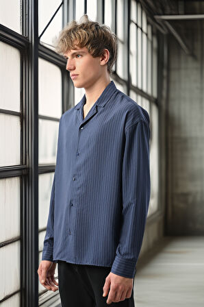 Viskon Dikey Çizgili Rahat Kalıp Erkek Gömlek - Lacivert