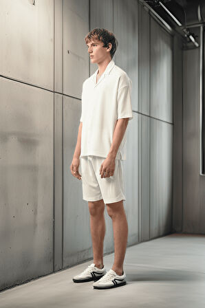 Apaş Yaka Kısa Kol Dokulu Erkek Gömlek - Ekru