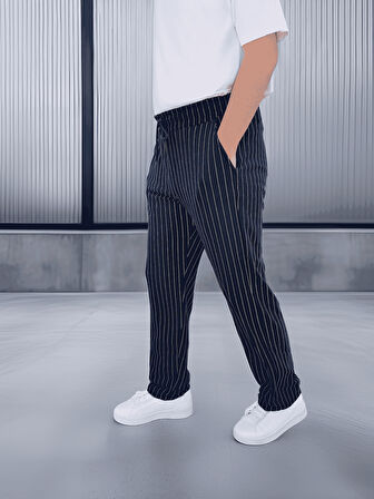 Krep Kumaş Çizgili Rahat Kalıp Erkek Pantolon - Lacivert