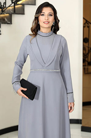 Gamze Zincir Detaylı Tesettür Abiye Gri