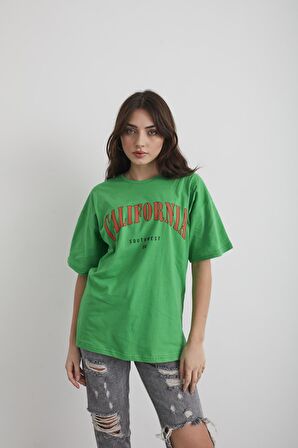 Kadın Beyaz California Baskılı Oversize T-shirt