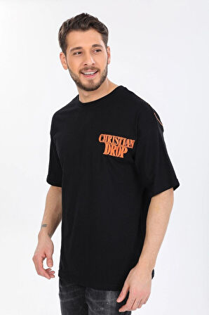 Oversize Sol Gögüs Logolu Siyah T-shirt