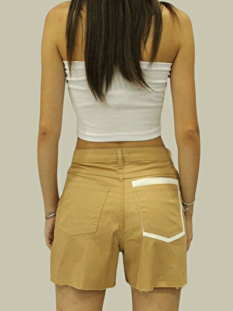 Kadın Bej Yüksek Bel Şort - Püsküllü Paça, Arka Cep Detaylı, Kumaş Şort
