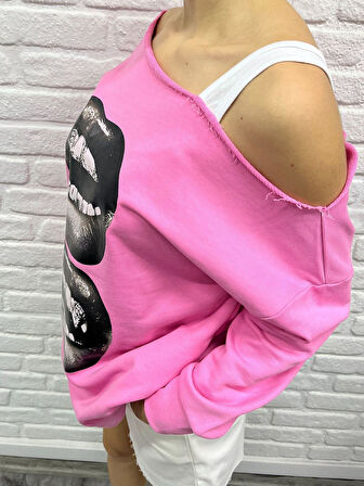 Kadın Pembe Oversize Sweatshirt – Baskılı Dudak Desenli, Sokak Stili, Rahat Kesim