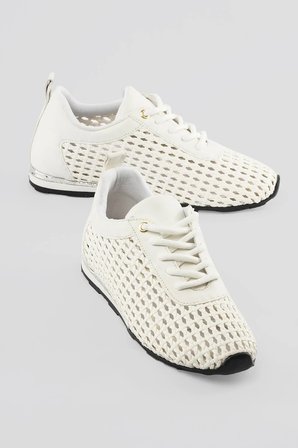 Kadın Sneaker Örgülü Gümüş Detaylı Bağcıklı Spor Ayakkabı Nessa Beyaz
