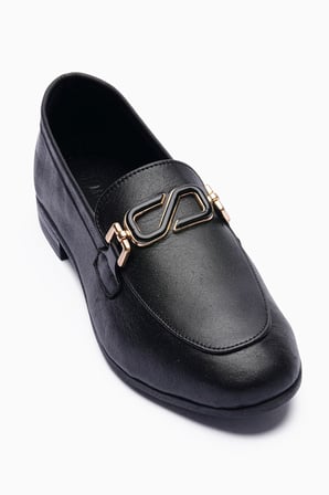 Kadın Hakiki Deri Babet Metal Aksesuar Detaylı Loafer Sorina Siyah
