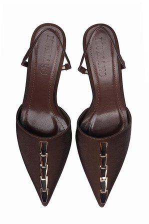 Kadın Saten Stiletto Sivri Burun Gold Detaylı Arkası Açık Abiye Topuklu Ayakkabı Marina Kahverengi
