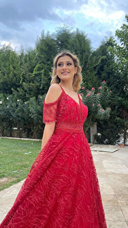 Kırmızı İp Askılı Beli Taş İşleme Kemerli V Yaka Kiloş Yeni Sezon Abiye Elbise Le661 661