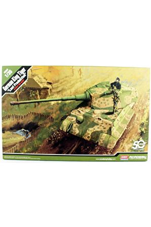 13229 1/35 German King Tiger (LAST PRODUCTİON) Tank Demonte Plastik Maketi