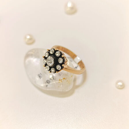0.44ct Elmas Gül Modeli Yüzük 8K Altın HD videolu