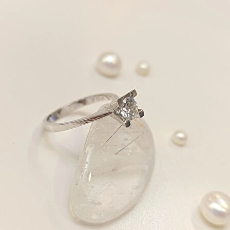 0.55ct G Color Tek Taş Pırlanta Yüzük 14 Ayar Altın HD VİDEOLU
