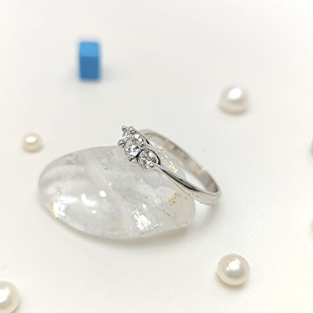 Üç Taş Tria Yüzük 14 Ayar Altın HD VİDEOLU