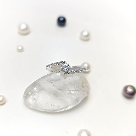 Tek Taş Yüzük 14 Ayar Altın HD VİDEOLU