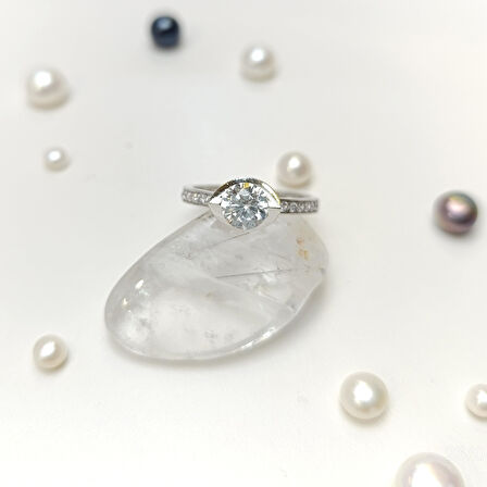 Tek Taş Yüzük 14 Ayar Altın HD VİDEOLU