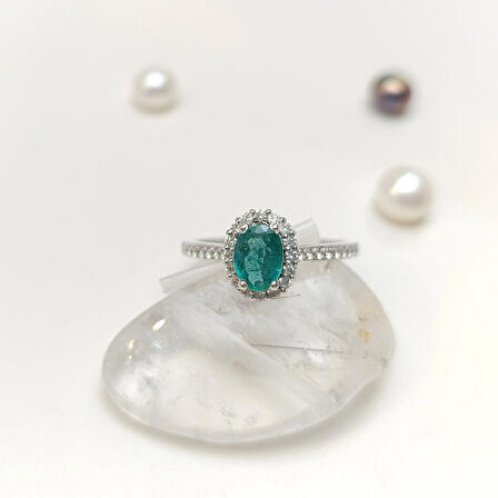 0.70ct Zümrüt Pırlanta Oval Taşlı  Yüzük 14 Ayar Altın HD VİDEOLU