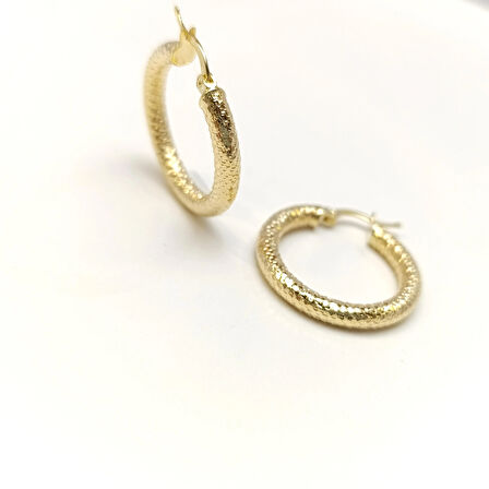 Dövme Desenli Halka Küpe 14 Ayar Altın HD VİDEOLU