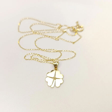 10.5mm Yonca Kolye 14 Ayar Altın HD VİDEOLU