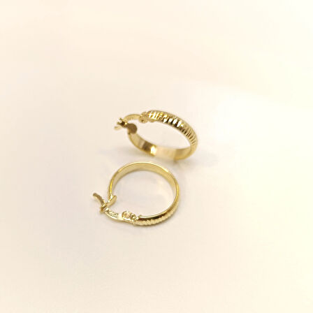 19mm Çizgili Halka Küpe 14 Ayar Altın HD VİDEOLU