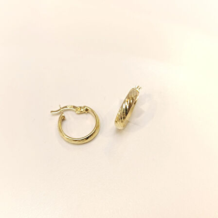 16.5mm Burgu Çizgili Halka Küpe 14 Ayar Altın HD VİDEOLU