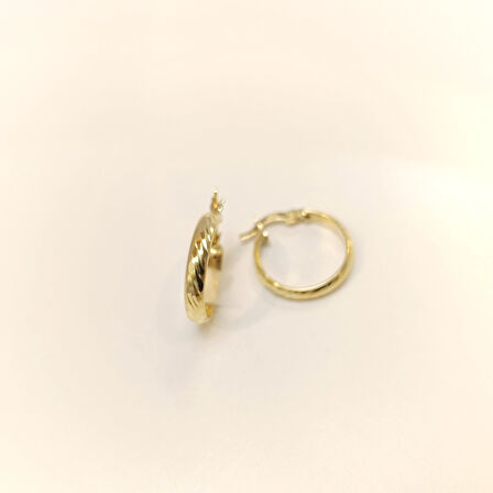 19mm Burgu Çizgili Halka Küpe 14 Ayar Altın HD VİDEOLU