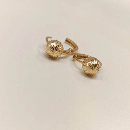 17mm Top Halka Küpe 14 Ayar Altın HD VİDEOLU