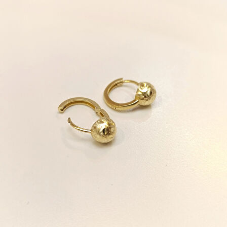 17mm Top Halka Küpe 14 Ayar Altın HD VİDEOLU