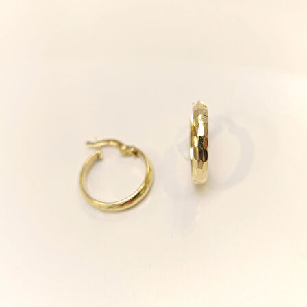 19mm Dövmeli Halka Küpe 14 Ayar Altın HD VİDEOLU