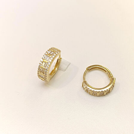 14.5mm Baget Taşlı Su Yolu Halka Küpe 14 Ayar Altın HD VİDEOLU