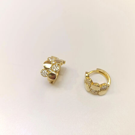 13.5mm Taşlı Halka Küpe 14 Ayar Altın HD VİDEOLU