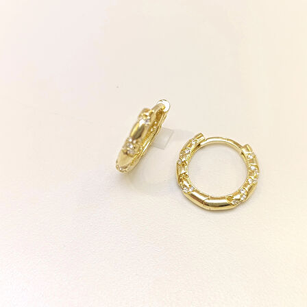 16.5mm Taşlı Halka Küpe 14 Ayar Altın HD VİDEOLU