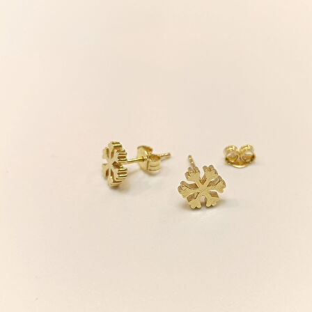 Kar Tanesi Vidalı Küpe 14 Ayar Altın HD VİDEOLU