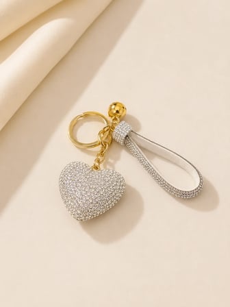 Taşlı Kalp Çanta Charmı & Anahtarlık – Gold Detaylı Kristal Kalp Aksesuar